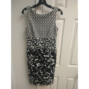 White House Black Market Classic Knee Length dress Size 4 Boho Feminine